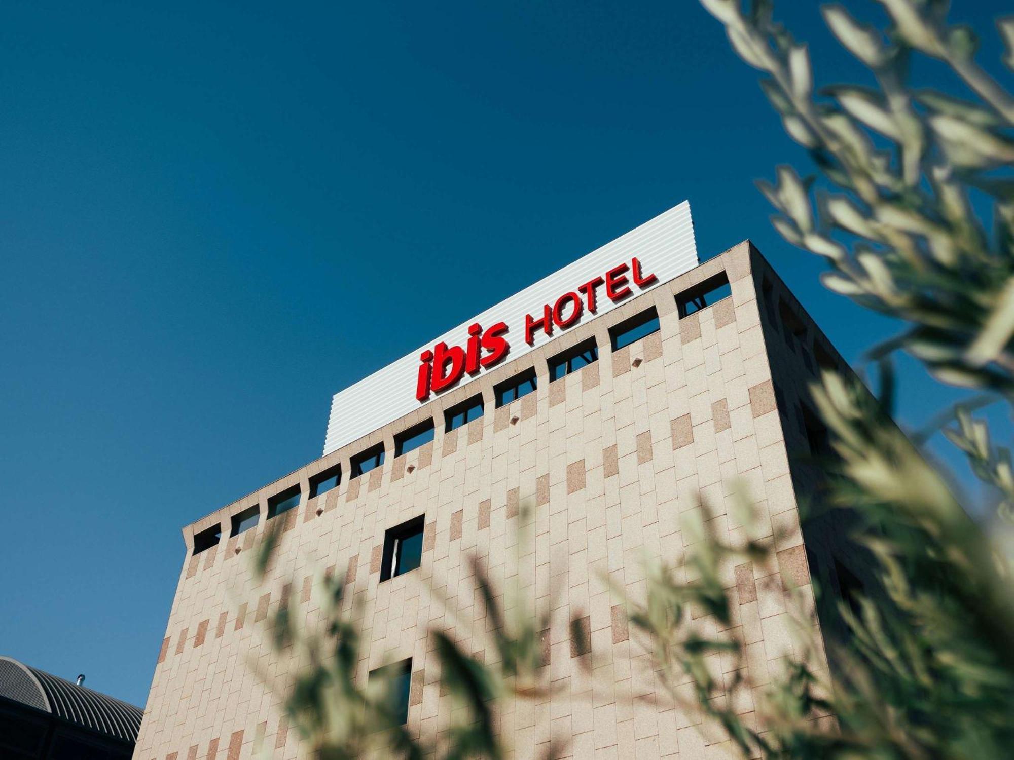 Ibis Alcala De Henares La Garena Alcalá de Henares Exterior foto